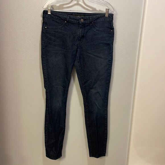 Rich & Skinny Denim - RICH and Skinny woman’s denim blue jeans in a size 30